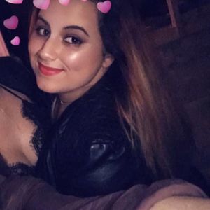 Meet your Posher, Dee-ana